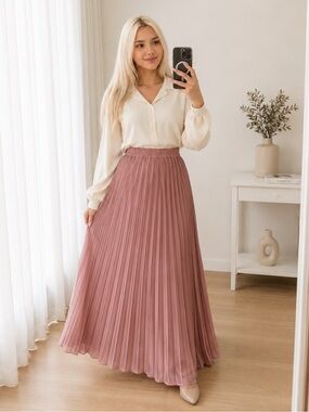 Pleated Maxi Skirt in Dusty Rose